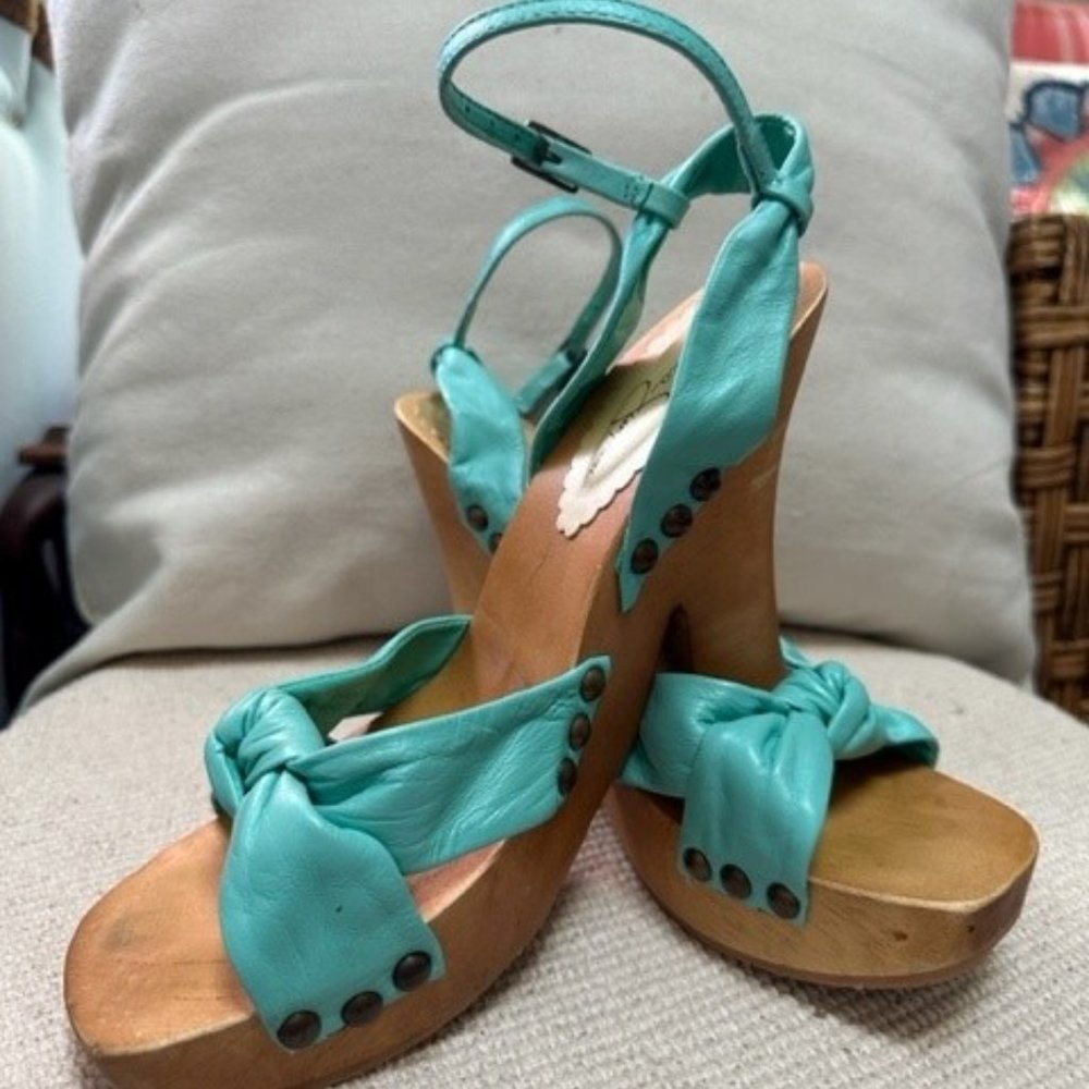 Jessica Simpson Wood Heel Platforms